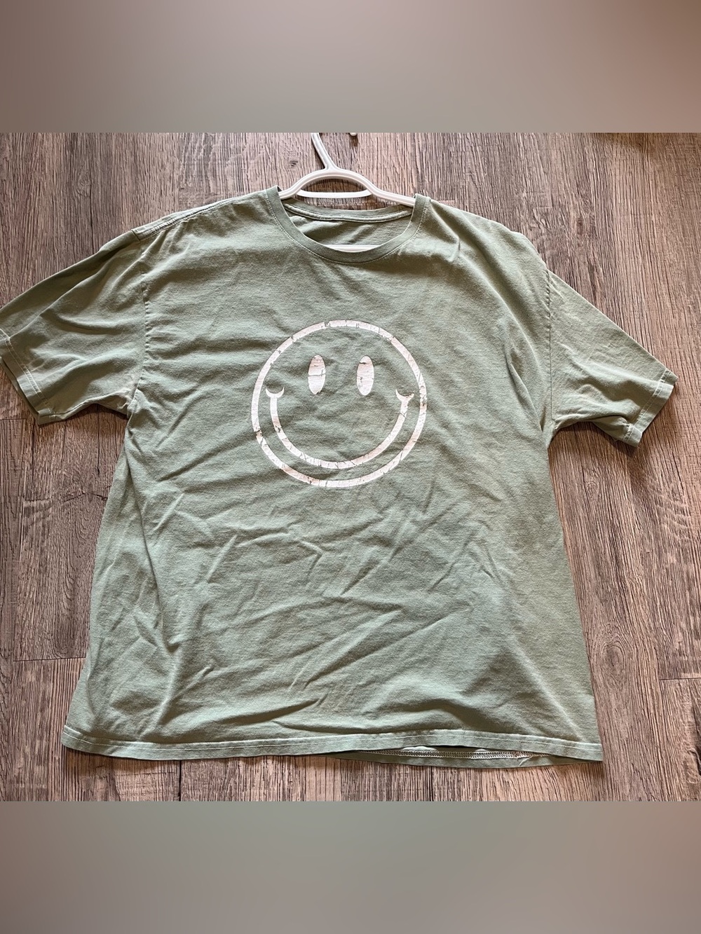 Antistar graphic tee